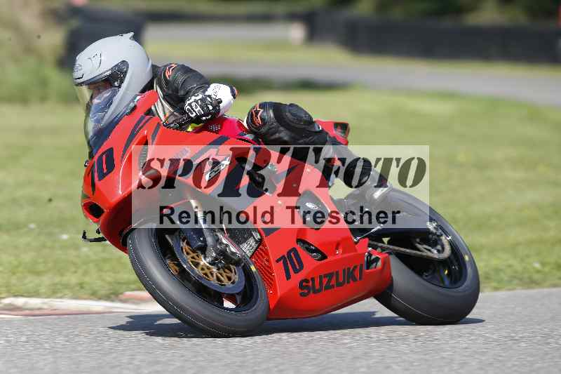 /44 09.08.2025 Plüss Moto Sport ADR/Freies Fahren/70